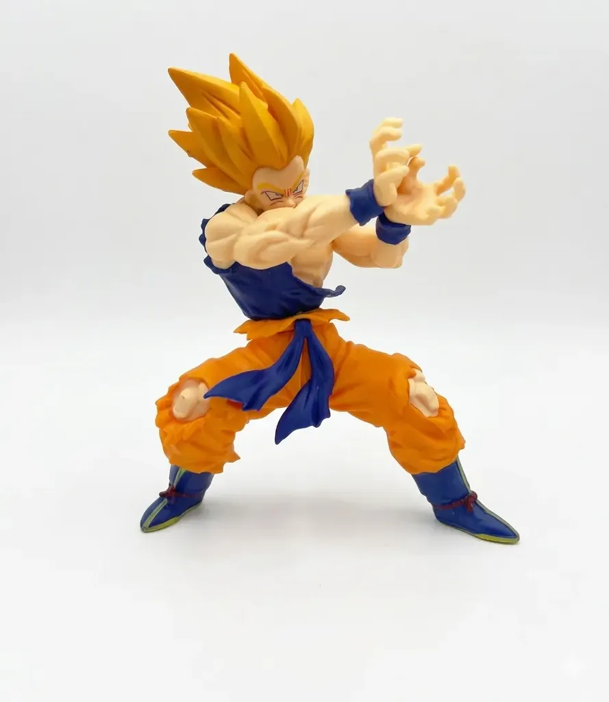 Half Shirt Kamehameha Yellow Hair Goku Dragon ball Figurine